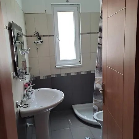 Flodril Nr 2 * Durrës